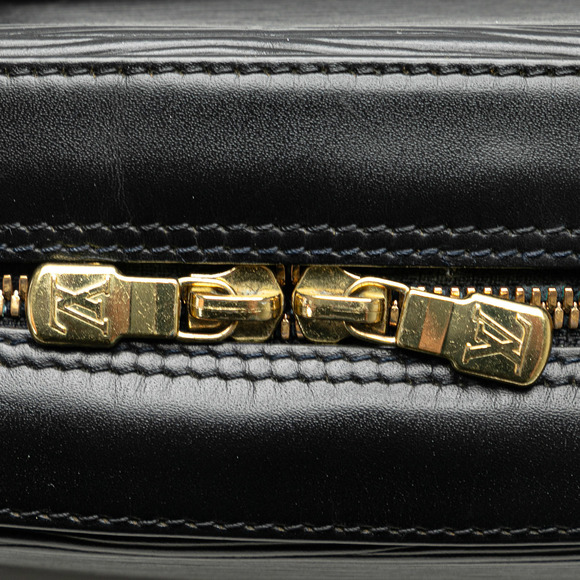 LOUIS VUITTON Epi Voltaire Shoulder Bag - Picture 8 of 10